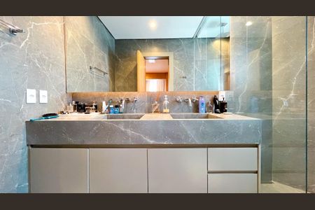 Apartamento à venda com 400m², 4 quartos e 4 vagas Apartamento à venda com 400m², 4 quartos e 4 vagasFoto 24