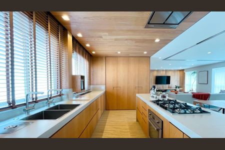 Apartamento à venda com 400m², 4 quartos e 4 vagas Apartamento à venda com 400m², 4 quartos e 4 vagasFoto 34