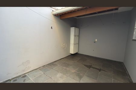 Casa para alugar com 150m², 3 quartos e 2 vagas Casa para alugar com 150m², 3 quartos e 2 vagasQuintal