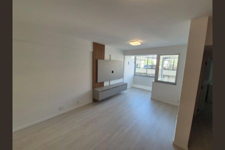 Sala de apartamento para alugar com 2 quartos, 70m² em Centro, Florianópolis
