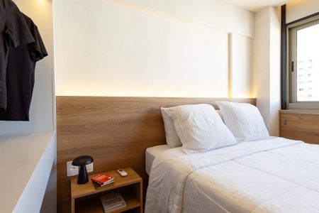 Studio para alugar com 28m², 1 quarto e sem vaga Studio para alugar com 28m², 1 quarto e sem vagaStudio