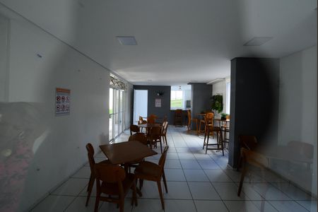 Apartamento para alugar com 60m², 2 quartos e 1 vaga Apartamento para alugar com 60m², 2 quartos e 1 vagaÁrea comum - Salão de festas