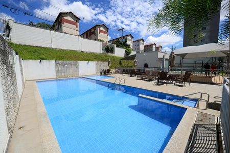 Apartamento para alugar com 60m², 2 quartos e 1 vaga Apartamento para alugar com 60m², 2 quartos e 1 vagaÁrea comum - Piscina