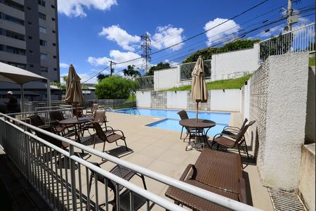 Apartamento para alugar com 60m², 2 quartos e 1 vaga Apartamento para alugar com 60m², 2 quartos e 1 vagaÁrea comum - Piscina