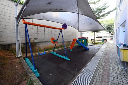 Apartamento para alugar com 60m², 2 quartos e 1 vaga Apartamento para alugar com 60m², 2 quartos e 1 vagaÁrea comum - Playground