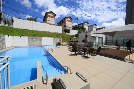 Apartamento para alugar com 60m², 2 quartos e 1 vaga Apartamento para alugar com 60m², 2 quartos e 1 vagaÁrea comum - Piscina