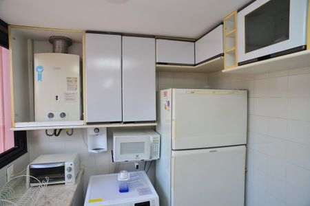 Apartamento à venda com 76m², 2 quartos e 2 vagas Apartamento à venda com 76m², 2 quartos e 2 vagasCozinha