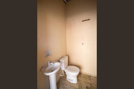 Casa para alugar com 200m², 3 quartos e 3 vagas Casa para alugar com 200m², 3 quartos e 3 vagasBanheiro serviço
