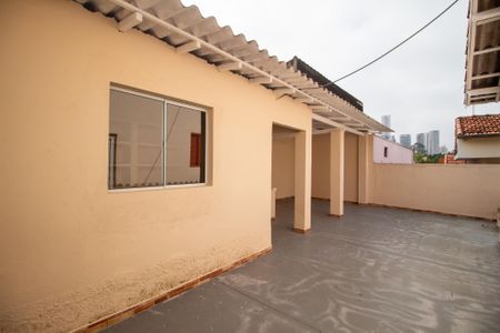 Casa para alugar com 200m², 3 quartos e 3 vagas Casa para alugar com 200m², 3 quartos e 3 vagasQuintal