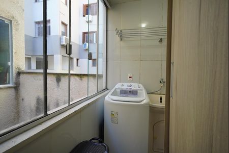 Apartamento à venda com 40m², 1 quarto e sem vagaCozinha e Área de Serviço