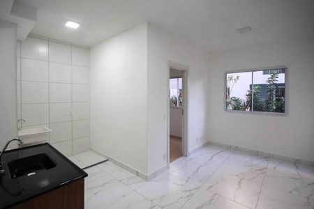 Sala de apartamento para alugar com 2 quartos, 50m² em Cidade São Mateus, São Paulo