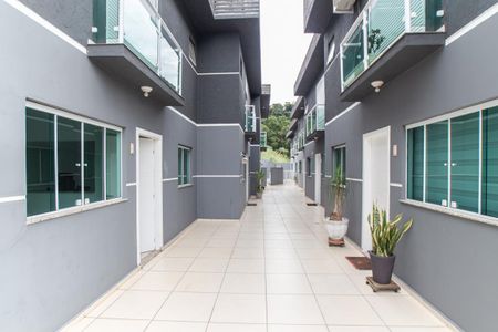 Casa de condomínio à venda com 108m², 3 quartos e 2 vagas Casa de condomínio à venda com 108m², 3 quartos e 2 vagasÁrea comum