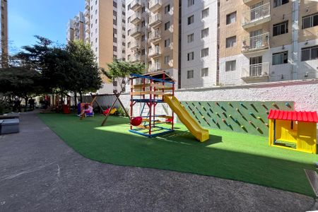 Apartamento para alugar com 52m², 2 quartos e 1 vaga Apartamento para alugar com 52m², 2 quartos e 1 vagaPlayground