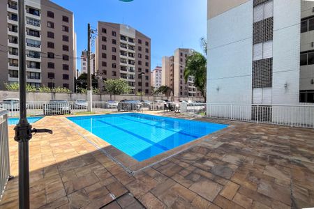 Apartamento para alugar com 52m², 2 quartos e 1 vaga Apartamento para alugar com 52m², 2 quartos e 1 vagaPiscina