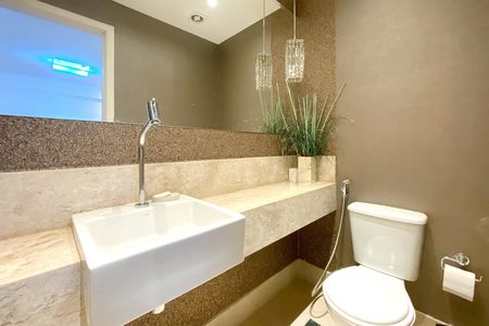 Apartamento para alugar com 100m², 3 quartos e 2 vagas Apartamento para alugar com 100m², 3 quartos e 2 vagasLavabo da Sala