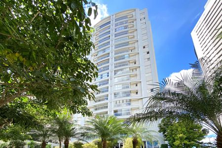 Apartamento para alugar com 100m², 3 quartos e 2 vagas Apartamento para alugar com 100m², 3 quartos e 2 vagasFachada