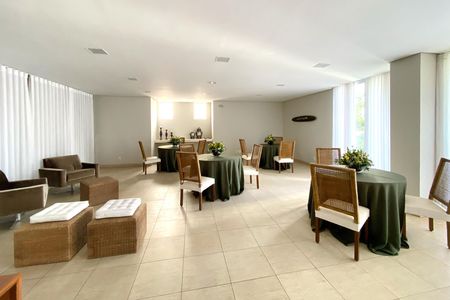 Apartamento para alugar com 100m², 3 quartos e 2 vagas Apartamento para alugar com 100m², 3 quartos e 2 vagasÁrea comum