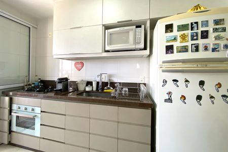 Apartamento para alugar com 100m², 3 quartos e 2 vagas Apartamento para alugar com 100m², 3 quartos e 2 vagasCozinha