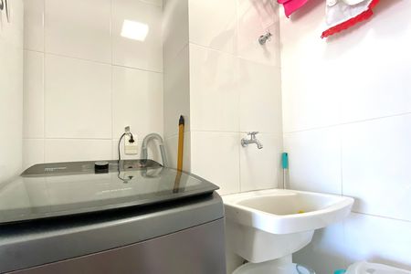 Apartamento para alugar com 100m², 3 quartos e 2 vagas Apartamento para alugar com 100m², 3 quartos e 2 vagasÁrea de Serviço