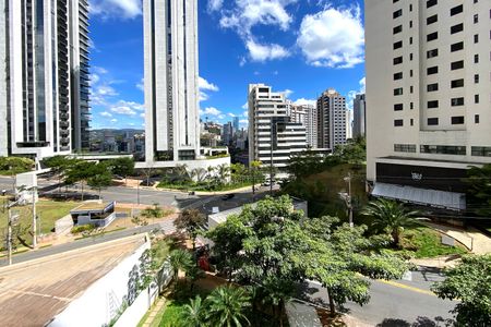 Vista da Sala de apartamento para alugar com 3 quartos, 100m² em Vila da Serra, Nova Lima