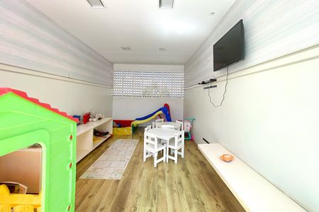 Apartamento para alugar com 100m², 3 quartos e 2 vagas Apartamento para alugar com 100m², 3 quartos e 2 vagasÁrea comum