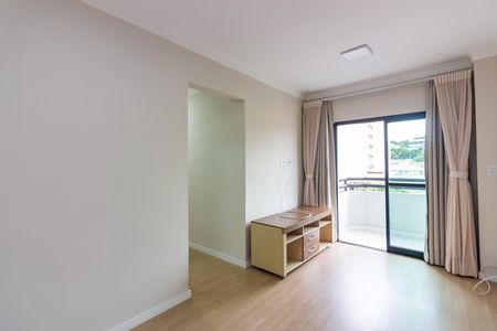 Sala de apartamento para alugar com 2 quartos, 55m² em Quitaúna, Osasco