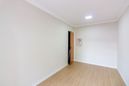 Sala de apartamento para alugar com 2 quartos, 55m² em Quitaúna, Osasco