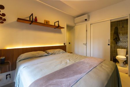 Apartamento à venda com 70m², 2 quartos e 1 vaga Apartamento à venda com 70m², 2 quartos e 1 vagaSuíte