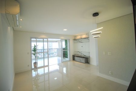 Apartamento para alugar com 2 quartos, 85m² em Vila Bertioga, São Paulo