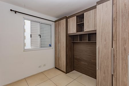 Quarto 2 de apartamento para alugar com 2 quartos, 50m² em Taboão, São Paulo