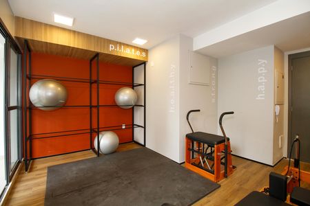 Apartamento para alugar com 27m², 1 quarto e sem vaga Apartamento para alugar com 27m², 1 quarto e sem vagaÁrea Comum - Academia