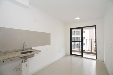 Sala e Cozinha de apartamento para alugar com 1 quarto, 27m² em Pinheiros, São Paulo