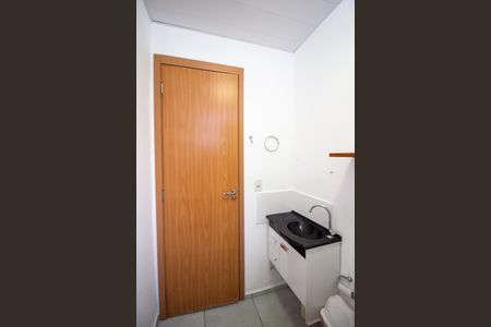 Apartamento para alugar com 43m², 2 quartos e 1 vaga Apartamento para alugar com 43m², 2 quartos e 1 vagaBanheiro