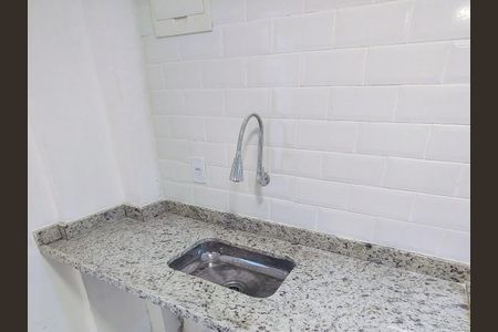 Sala de apartamento para alugar com 1 quarto, 32m² em Tijuca, Rio de Janeiro