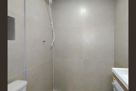 Banheiro  de apartamento à venda com 1 quarto, 32m² em Tijuca, Rio de Janeiro