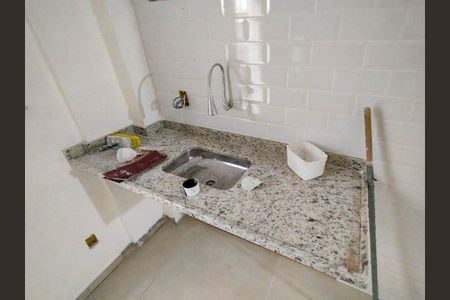 Cozinha de apartamento para alugar com 1 quarto, 32m² em Tijuca, Rio de Janeiro