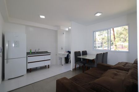 Sala de apartamento à venda com 2 quartos, 43m² em Piraporinha, Diadema