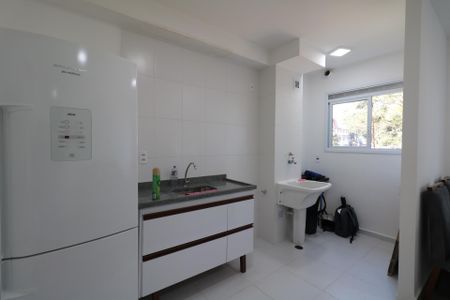 Apartamento para alugar com 43m², 2 quartos e sem vaga Apartamento para alugar com 43m², 2 quartos e sem vagaCozinha e Área de Serviço