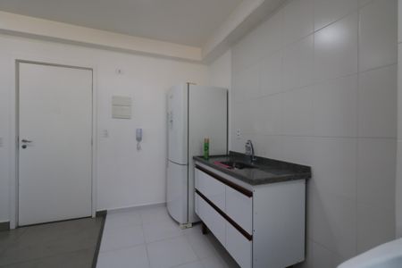 Apartamento para alugar com 43m², 2 quartos e sem vaga Apartamento para alugar com 43m², 2 quartos e sem vagaCozinha e Área de Serviço