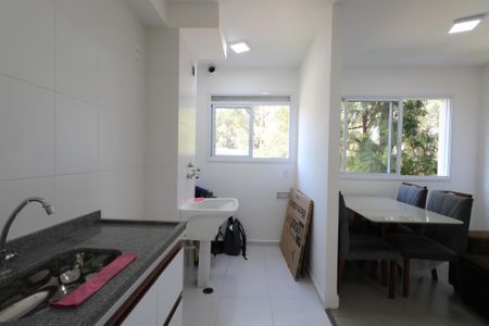 Apartamento para alugar com 43m², 2 quartos e sem vaga Apartamento para alugar com 43m², 2 quartos e sem vagaCozinha e Área de Serviço