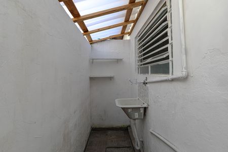 Casa para alugar com 128m², 3 quartos e 1 vaga Casa para alugar com 128m², 3 quartos e 1 vagaÁrea de Serviço