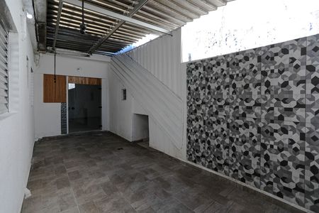 Casa para alugar com 128m², 3 quartos e 1 vaga Casa para alugar com 128m², 3 quartos e 1 vagaÁrea de Serviço