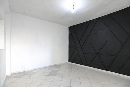 Casa para alugar com 128m², 3 quartos e 1 vaga Casa para alugar com 128m², 3 quartos e 1 vagaSala