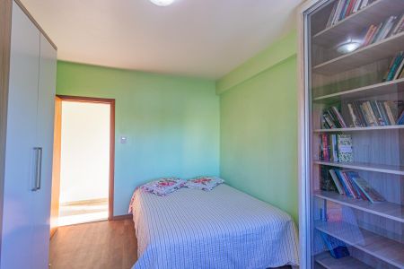 Apartamento à venda com 183m², 3 quartos e 1 vaga Apartamento à venda com 183m², 3 quartos e 1 vagaQuarto 2