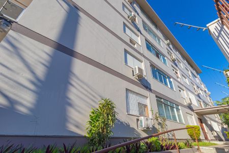 Apartamento à venda com 183m², 3 quartos e 1 vaga Apartamento à venda com 183m², 3 quartos e 1 vagaFachada Lateral