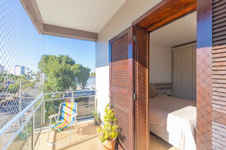Apartamento à venda com 183m², 3 quartos e 1 vaga Apartamento à venda com 183m², 3 quartos e 1 vagaSacada da Suíte