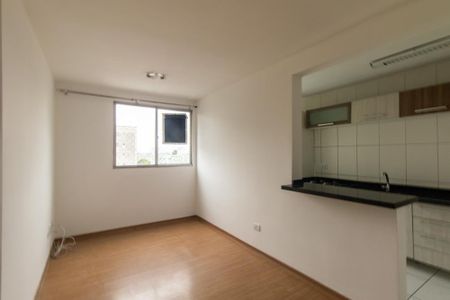 Sala de apartamento para alugar com 2 quartos, 52m² em Pinheirinho, Curitiba