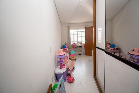 Casa à venda com 225m², 3 quartos e 6 vagas Casa à venda com 225m², 3 quartos e 6 vagasQuarto 3