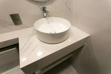 Apartamento à venda com 73m², 3 quartos e 1 vaga Apartamento à venda com 73m², 3 quartos e 1 vagaBanheiro da Suíte