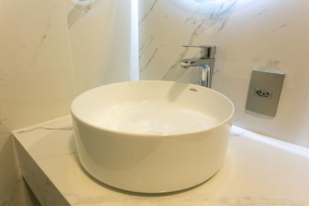Apartamento à venda com 73m², 3 quartos e 1 vaga Apartamento à venda com 73m², 3 quartos e 1 vagaBanheiro Social